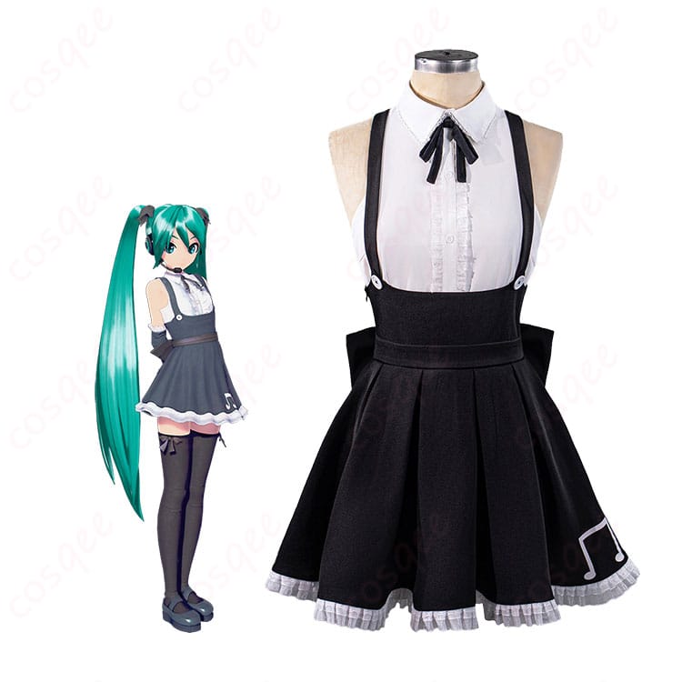 初音ミク ゴシックVer. コスプレ衣装の着用イメージ全身。モノトーン配色と音符モチーフ、サスペンダースカートが映えるスタイル