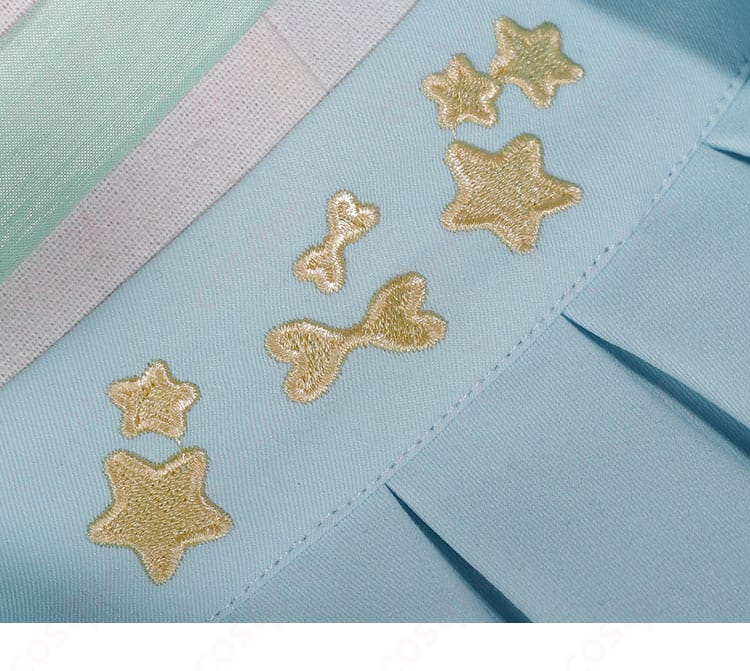 刺繍装飾のクローズアップ。高密度ステッチで模様を精細に再現