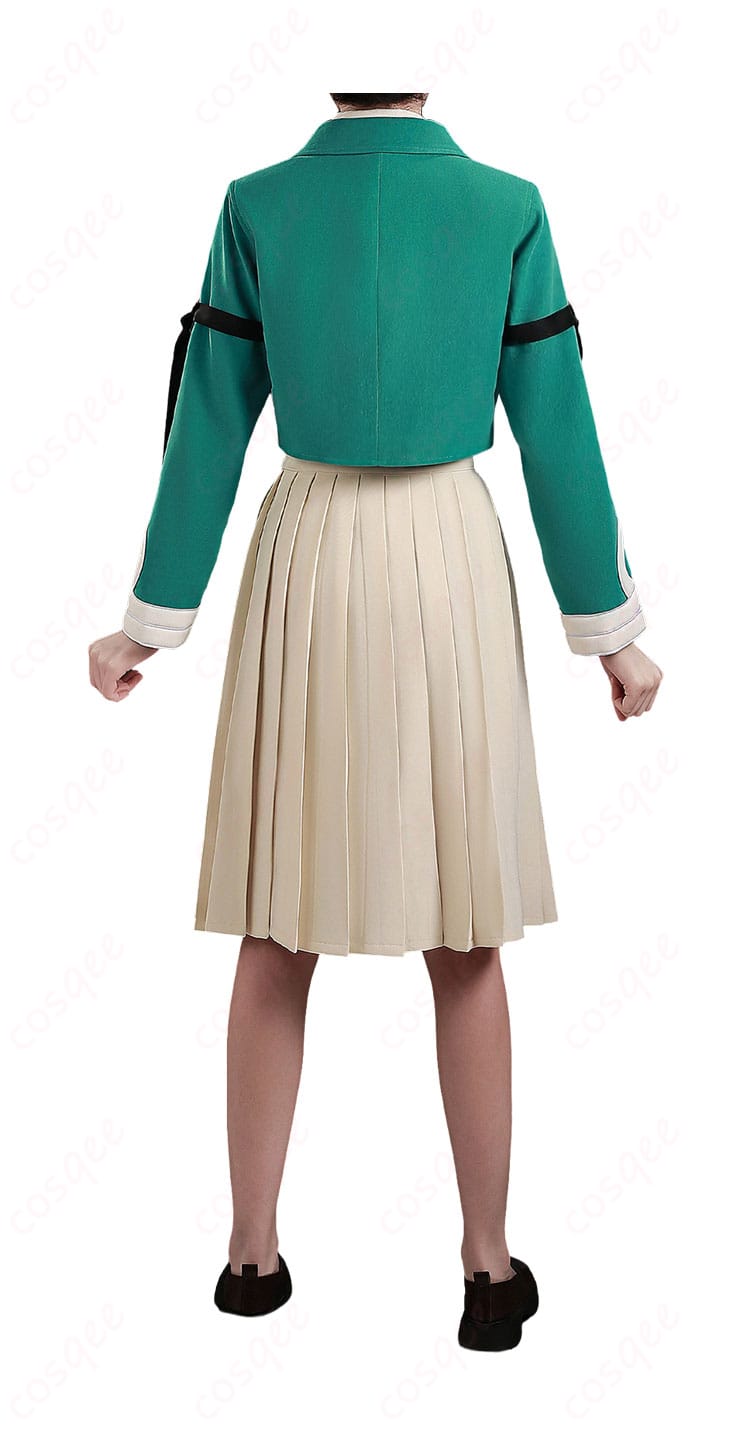 リチェ 制服風コスプレ衣装の背面ディテール(ジャケットのラインとスカートの落ち感が見える)