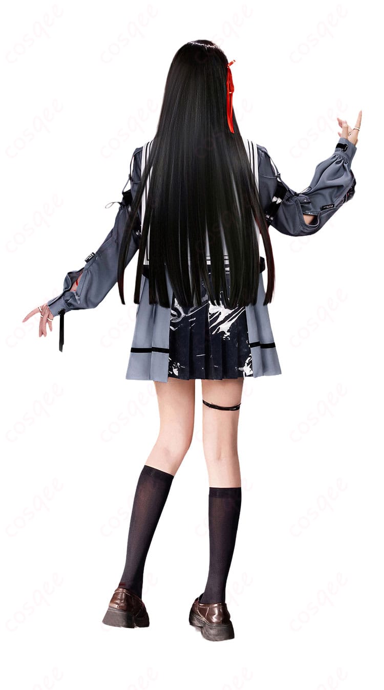 朽葉千咲 制服コスプレの背面。ジャケットのライン取りとスカートの落ち感、後ろ姿のバランスが見える。