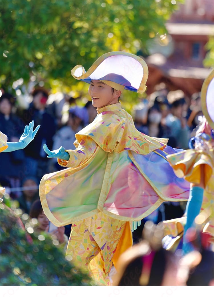 東京ディズニーランド ハーモニー・イン・カラー ダンサー コスプレ衣装の商品画像5枚目 配色と質感の見え方