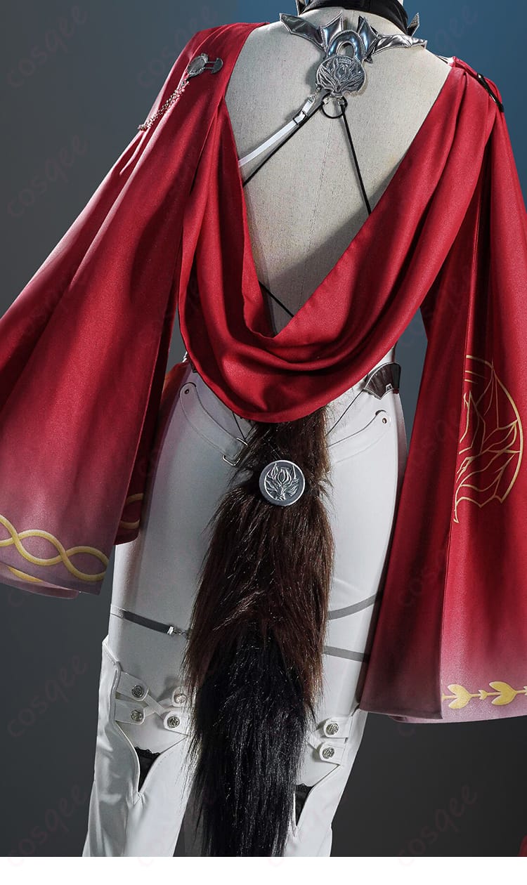 『鳴潮』ルパ コスプレ衣装の尻尾装飾、後ろ姿を印象付けるファンタジー風パーツ
