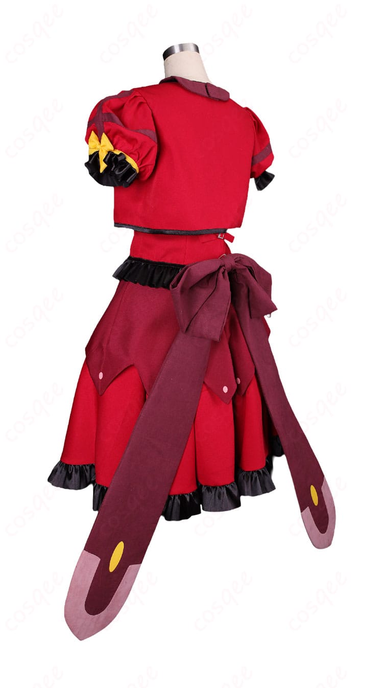 ヴィータ騎士服ver.コスプレ衣装の背面全体。後ろ腰リボンを配したデザイン