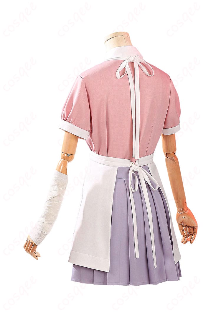 罪木蜜柑 通常衣装コスプレの背面デザインとエプロンの後ろ姿