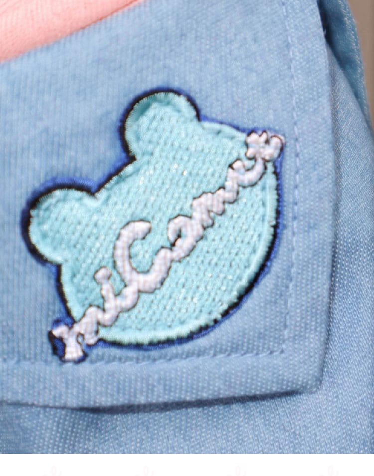 さくらみこ衣装に施された刺繍図案装飾のディテール