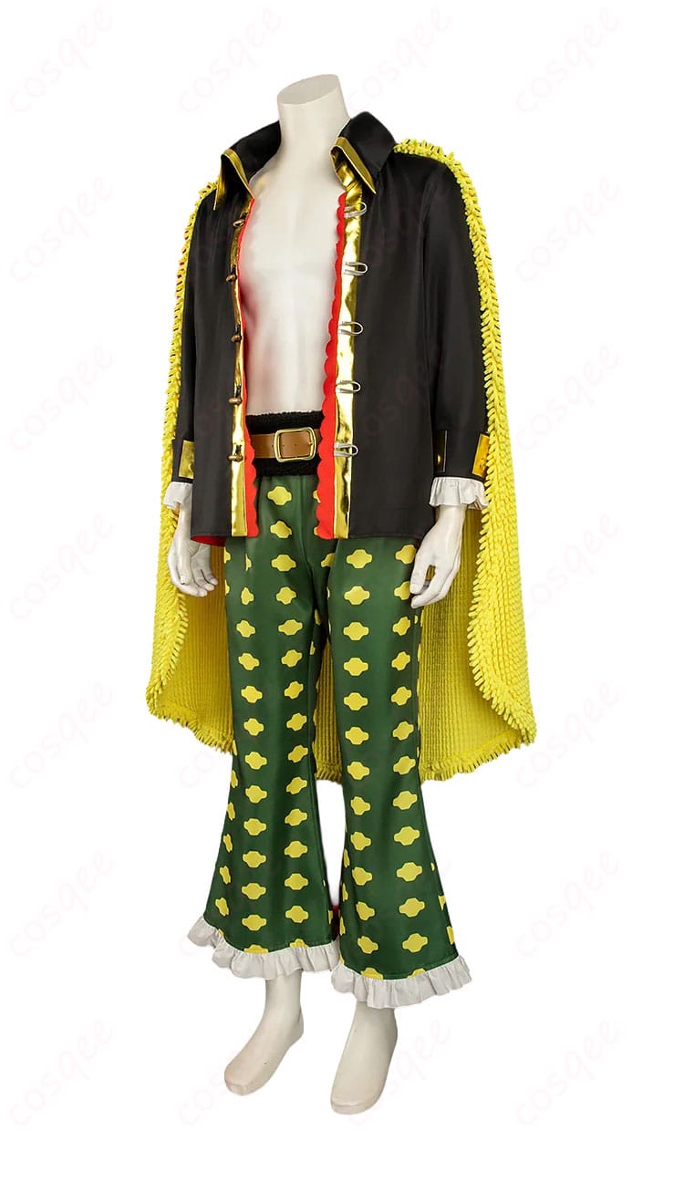 ONE PIECE 海賊無双4 黒ひげコスプレ衣装の側面、帽子とマントを含む海賊風シルエット