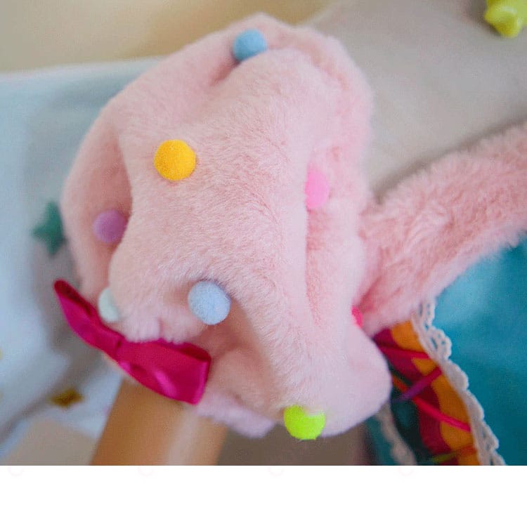 花園きらら衣装の肩周りに施されたフリルと装飾