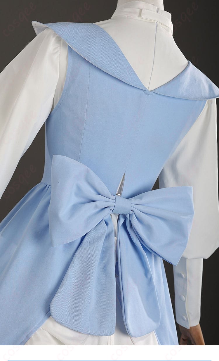ロキシー私服のウエスト背面に付いた大きなバックリボン