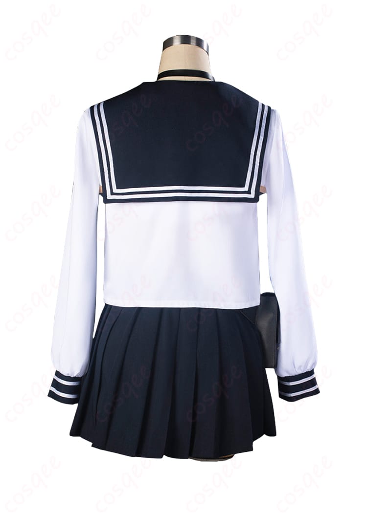 ブルーアーカイブ FOX小隊通常制服のショルダーベルトと背面シルエット