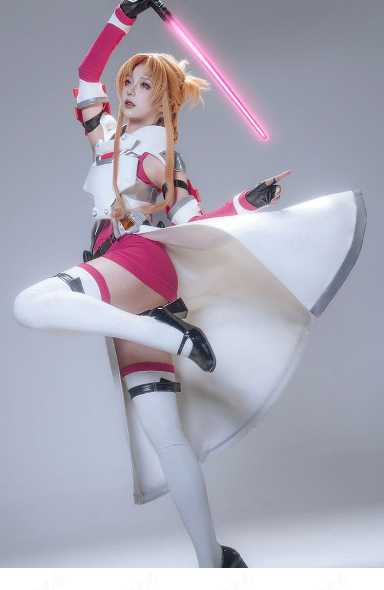 アスナ GGO Ver.コスプレ衣装着用時の左側シルエット