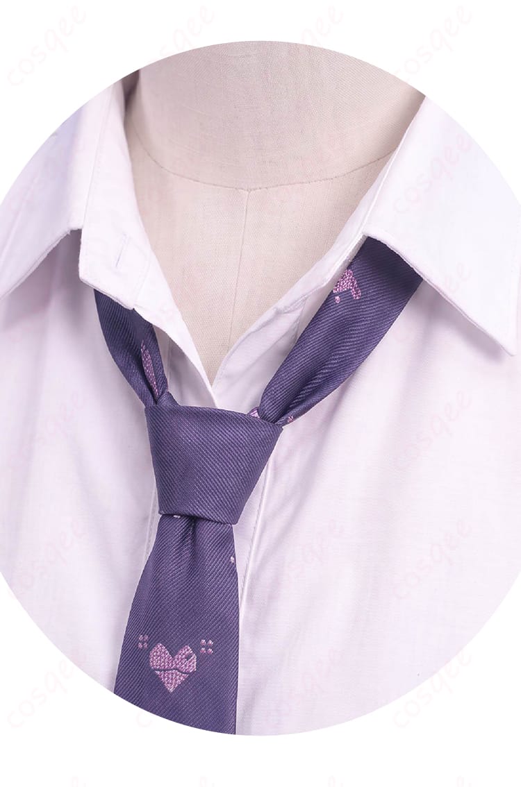 結城さくな 制服Ver.コスプレ衣装の襟元とネクタイの詳細画像