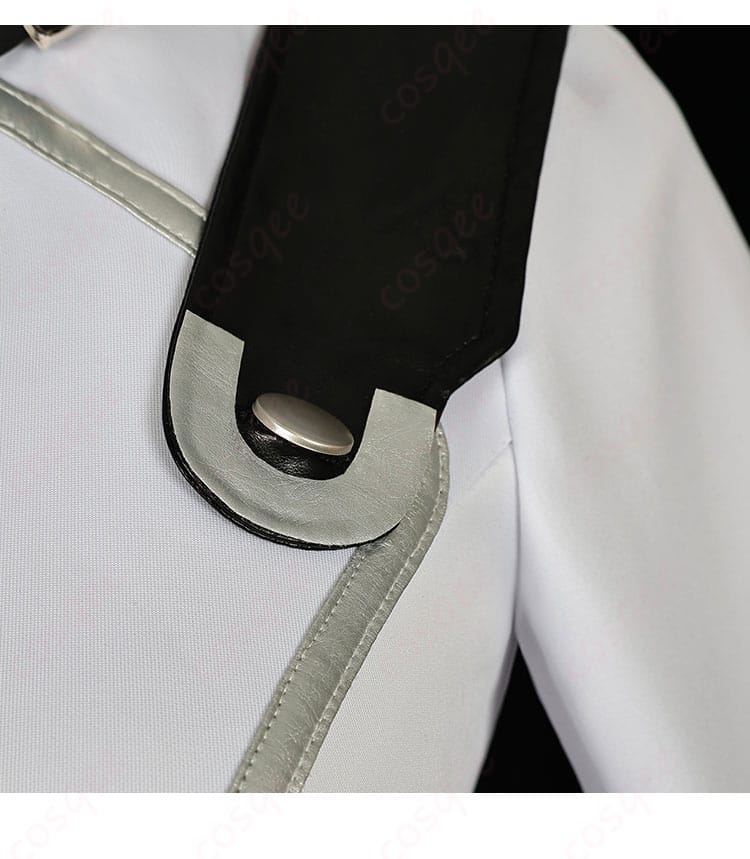 コードギアス C.C. 拘束衣 コスプレ衣装 左肩装飾アップ – 刺繍ディテールをクローズアップ