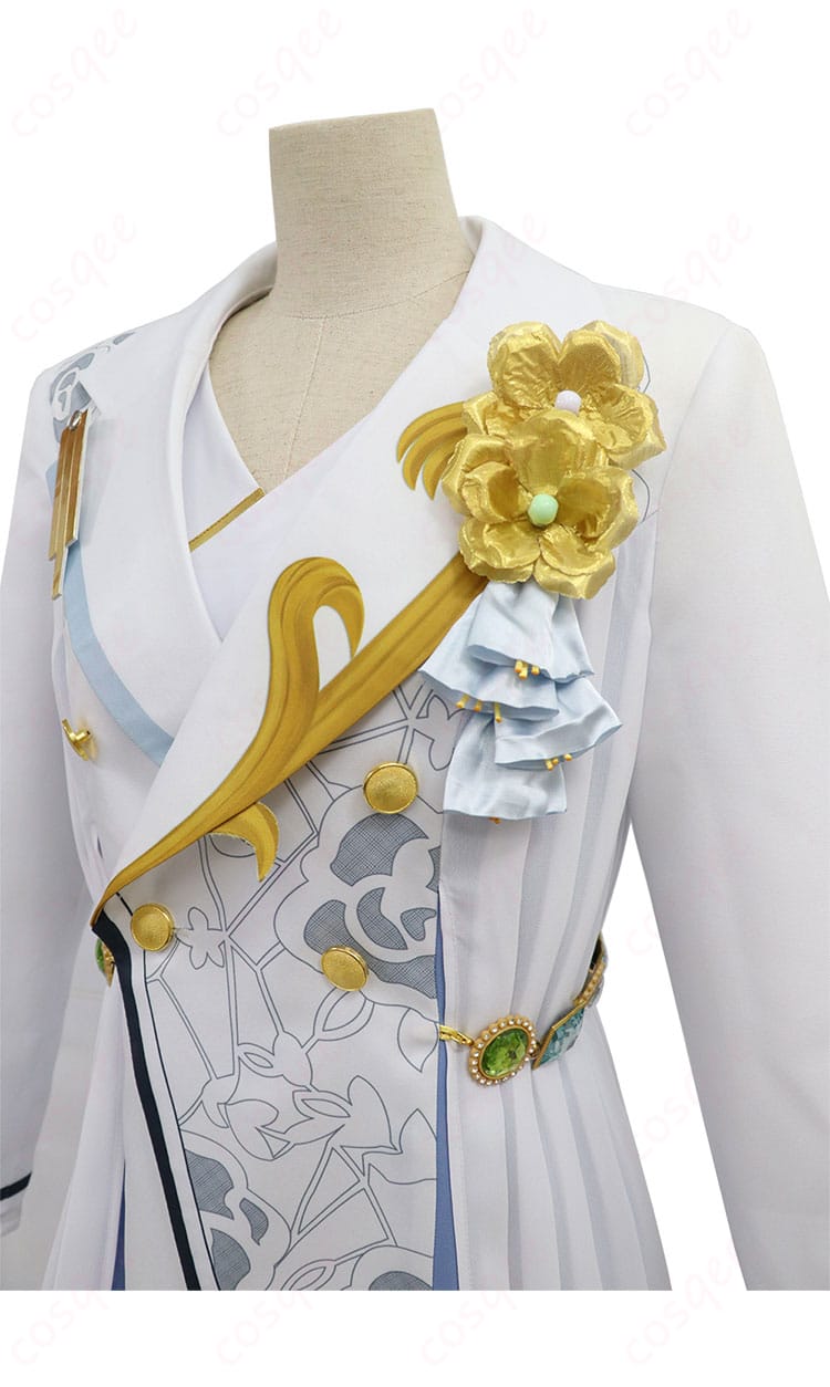 胸飾り&上衣ディテールアップ 月永レオ コスプレ衣装 質感をズーム