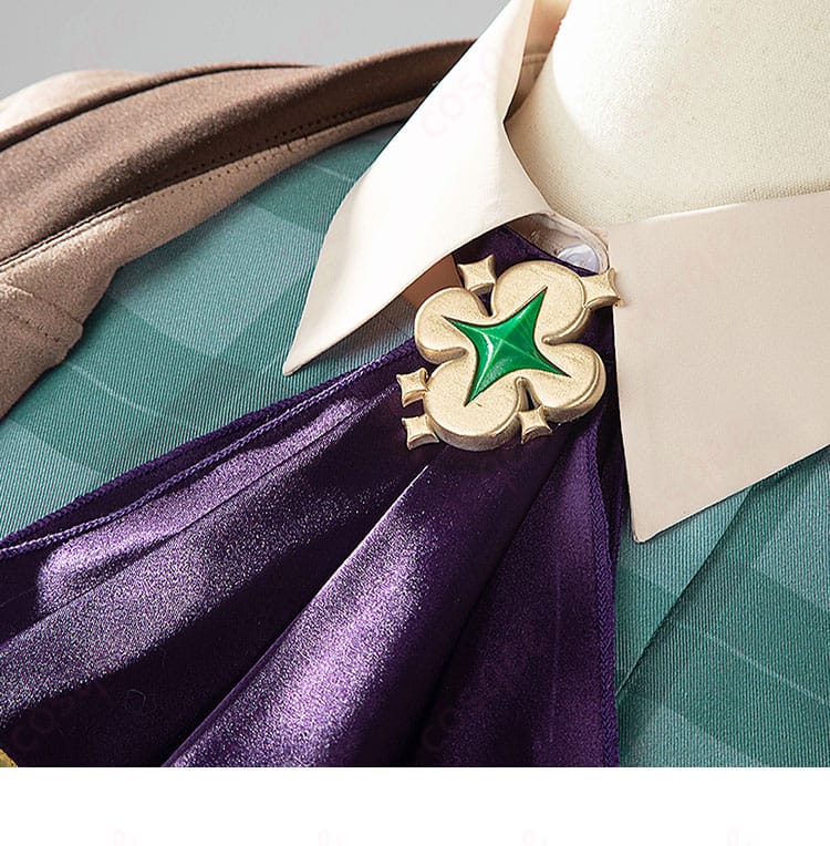 エナー・アールウェット コスプレ衣装の襟元の装飾の細部画像。美しいディテールに注目。