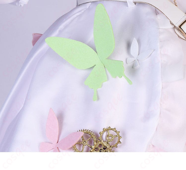 暁山瑞希 コスプレ衣装 スカートの蝶モチーフ|幻想的な雰囲気を醸し出すディテール