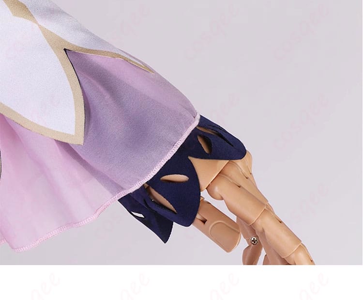 暁山瑞希 コスプレ衣装 袖口の正面アップ|エレガントな印象を与える仕上がり