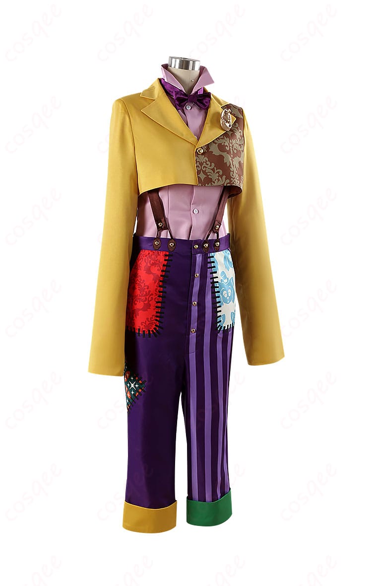 ツイステ ギデル コスプレ衣装 商品側面図。横からのシルエットや装飾の立体感が確認可能。