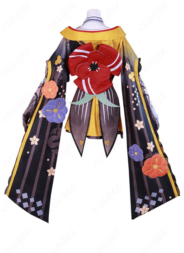 原神 千織 コスプレ衣装 背面画像。背面のデザインにもこだわり、キャラクターの特徴を完璧に再現しています。