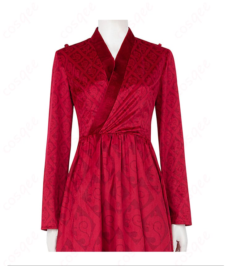 ヘラコスプレ衣装の胸部装飾、精巧な刺繍とデザイン。