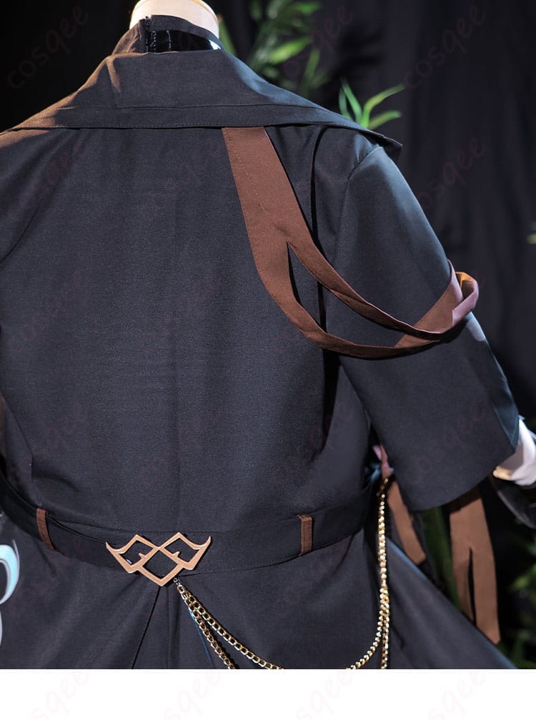 原神 魈 コスプレ衣装 上囲の背面ディテール。背中のシルエットが美しい。