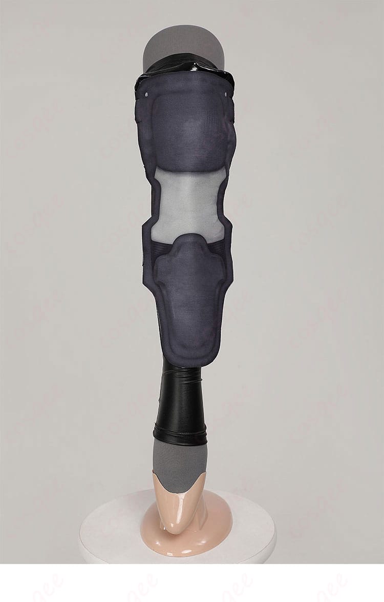 ティファ・ロックハート コスプレ衣装 脚部正面装飾ディテール メタルフット