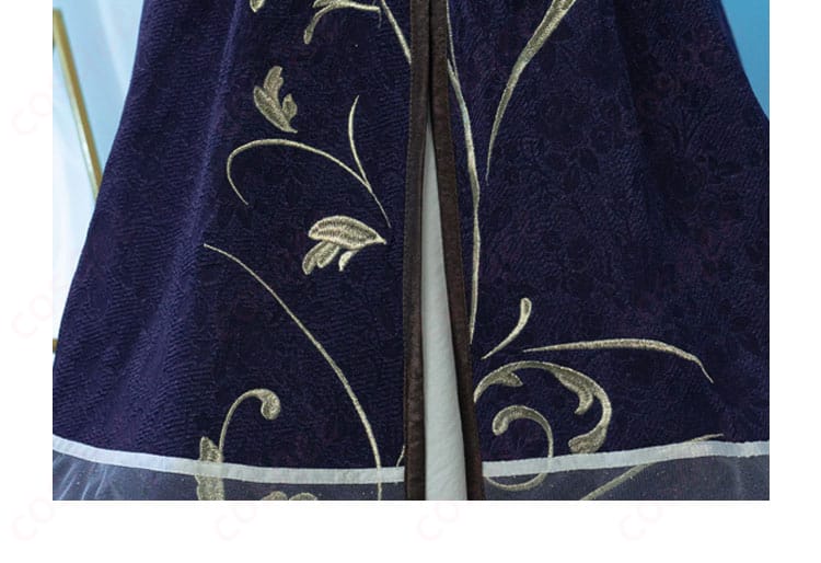 「リリアーナ・アドルナート コスプレ衣装のスカート部分の花柄装飾。華やかで魅力的なデザイン。」