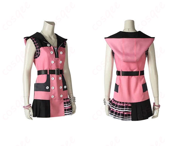 カイリ コスプレ衣装の側面と背面の詳細。完璧な仕上がりと細部のデザインに注目。コスプレ通販で購入可能!