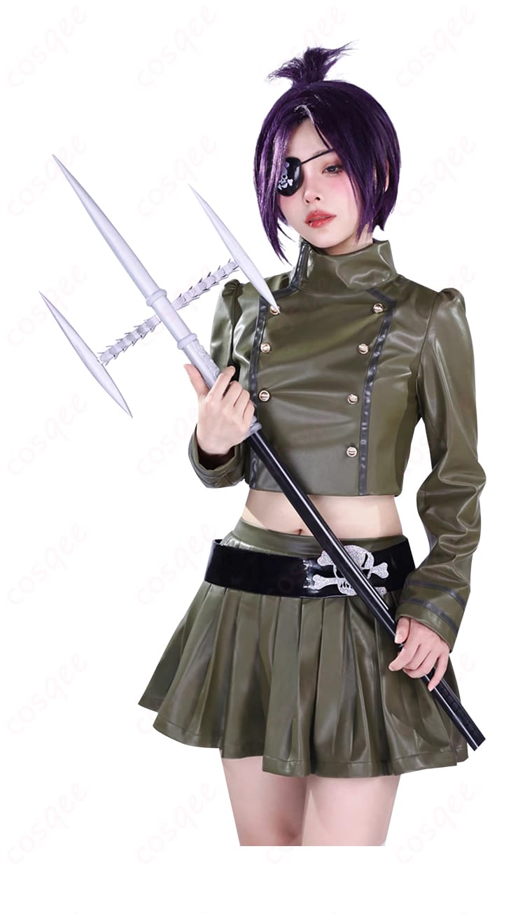 クローム 髑髏 コスプレ衣装を着た人物の正面画像。鮮明なディテールが特徴的です。