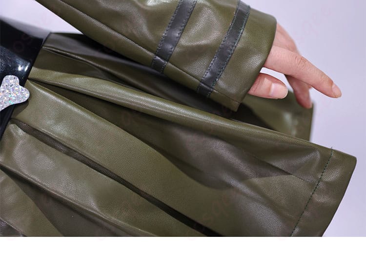 クローム 髑髏 コスプレ衣装の衣袖とスカートの装飾細部。高い再現度でクオリティが際立ちます。