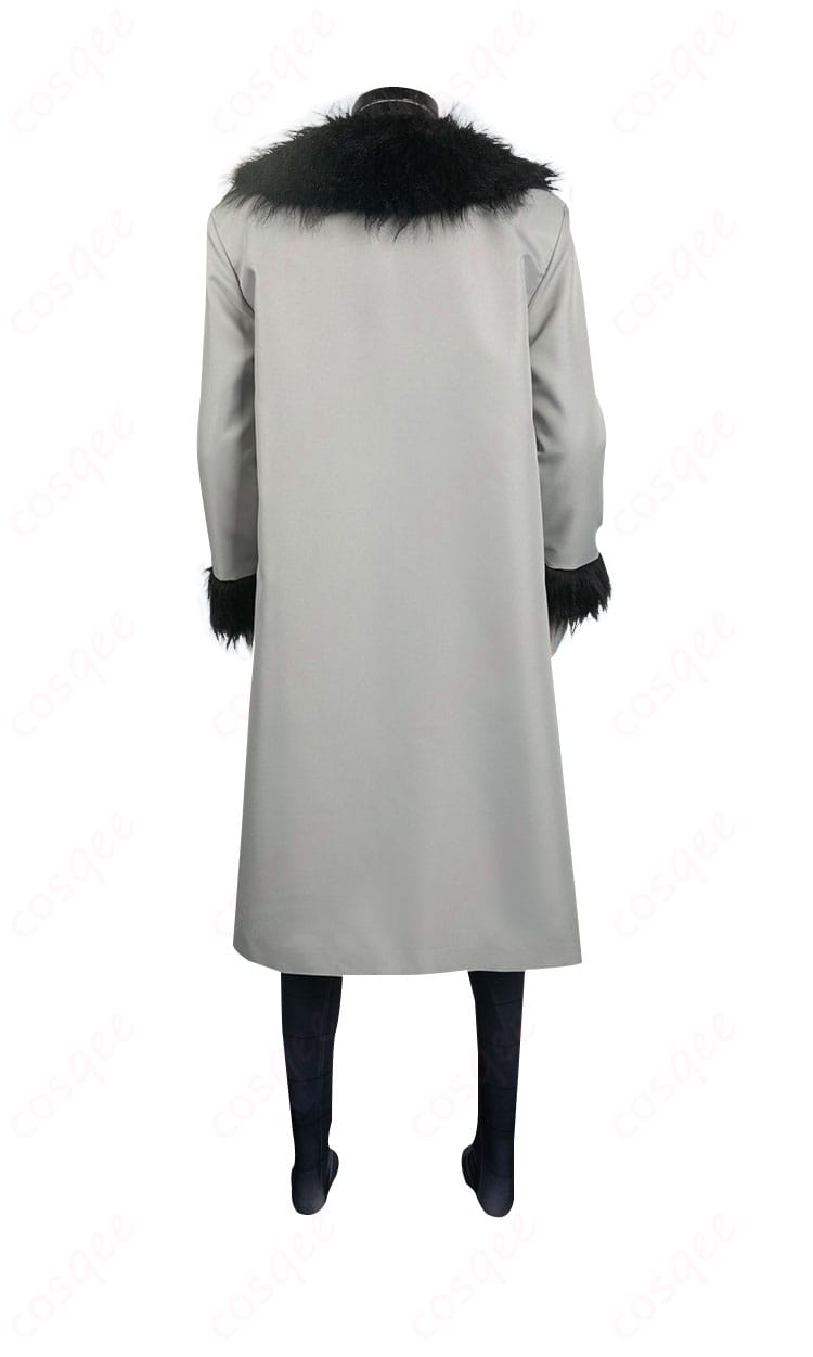 ヴィアベルコスプレ衣装の背面。背中のディテールがリアルに再現されている。