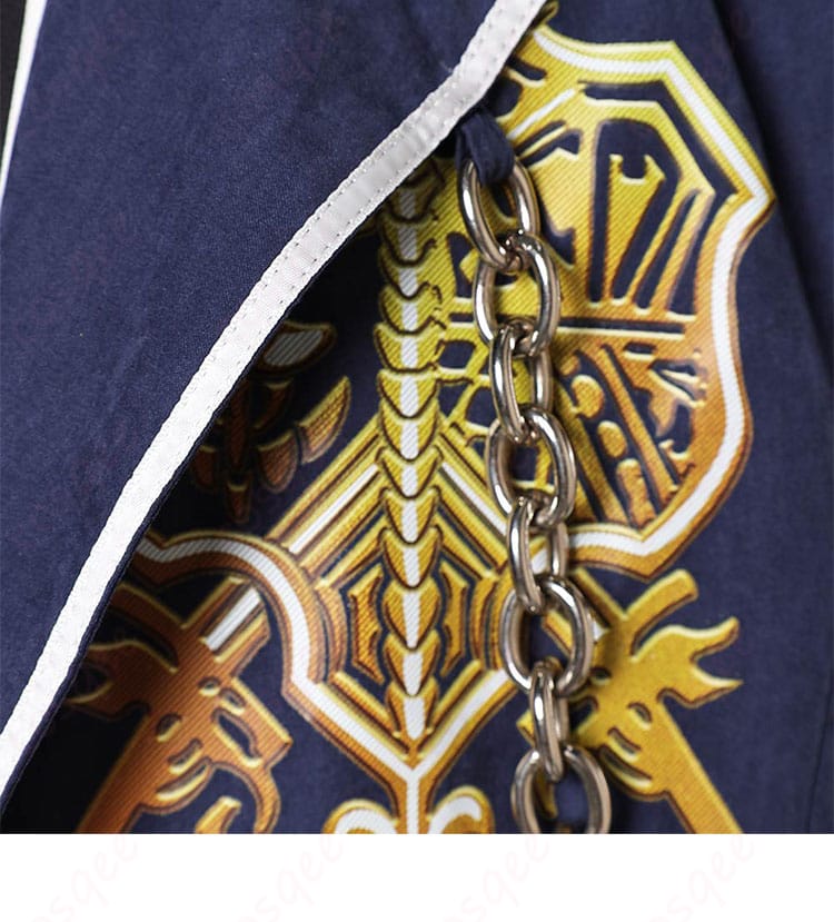 スティーブ・フォックス コスプレ衣装の胸元の刺繍装飾。キャラクターの象徴的なデザインを忠実に再現。