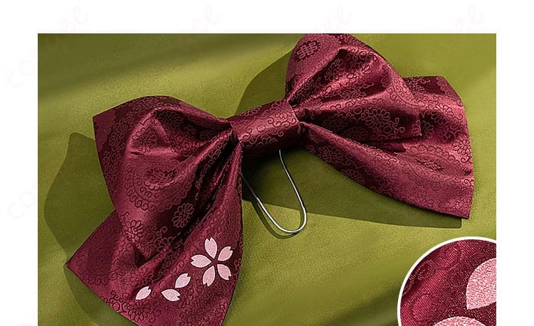 初音ミク コスプレ衣装の背面の蝶結び装飾。可愛らしいデザインが特徴です。