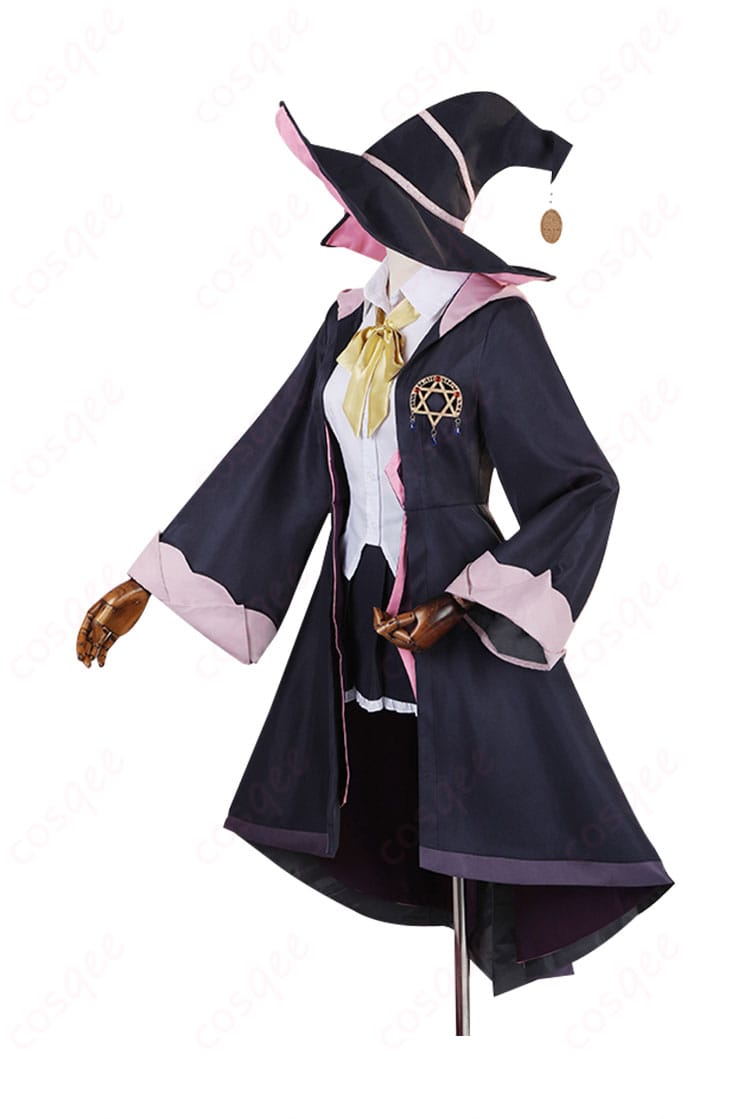 魔女の旅々 イレイナ コスプレ衣装「灰の魔女」側面図。衣装のディテールがしっかりと表現されています。