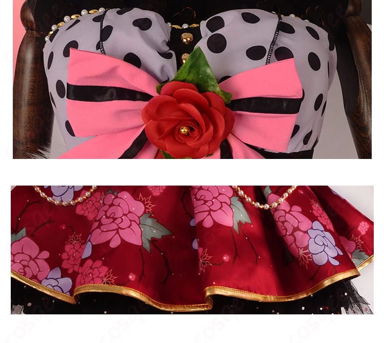 胸元の蝶の花飾りとスカートの装飾の詳細画像。華やかなデザインが際立っています。