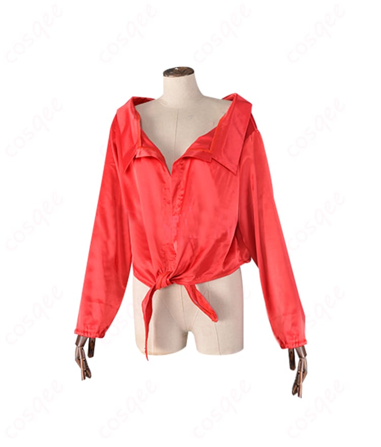 フェイ・ヴァレンタイン コスプレ衣装 赤いシャツ 正面写真 コスプレ衣装に欠かせない赤いシャツが特徴的!フェイらしいスタイルを楽しんで。