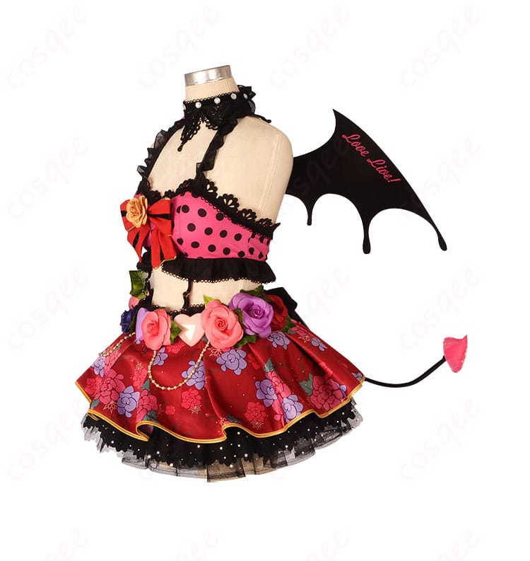 絢瀬絵里 コスプレ衣装の側面ビュー。リボンやスカートのデザインが鮮明に確認できます。