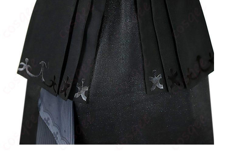 ネクロ・ロギストのスカート部分の装飾細部。細部にわたる丁寧な作りと美しい刺繍が再現されています。