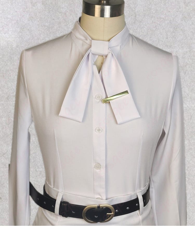 コーンブルメ コスプレ衣装 内搭シャツの前面装飾詳細。シンプルでありながら、キャラクターの特徴を捉えています。