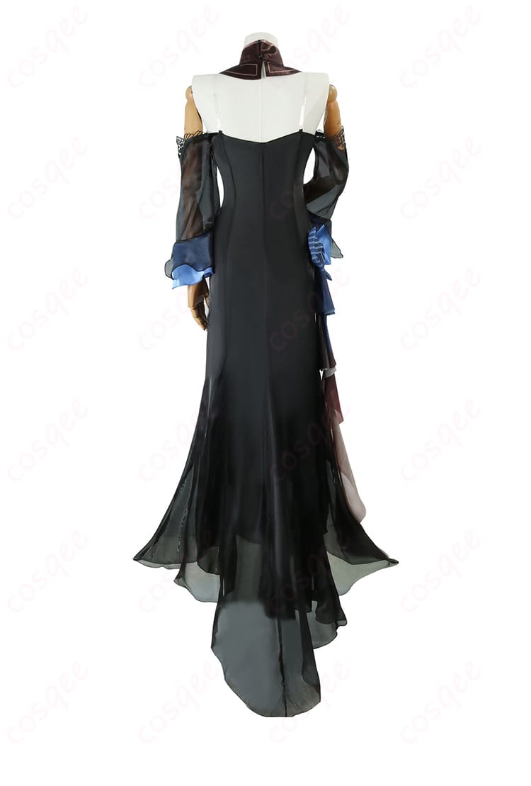 エウルア・ローレンス コスプレ衣装の背面ビュー。美しい背面ディテールが特徴です。