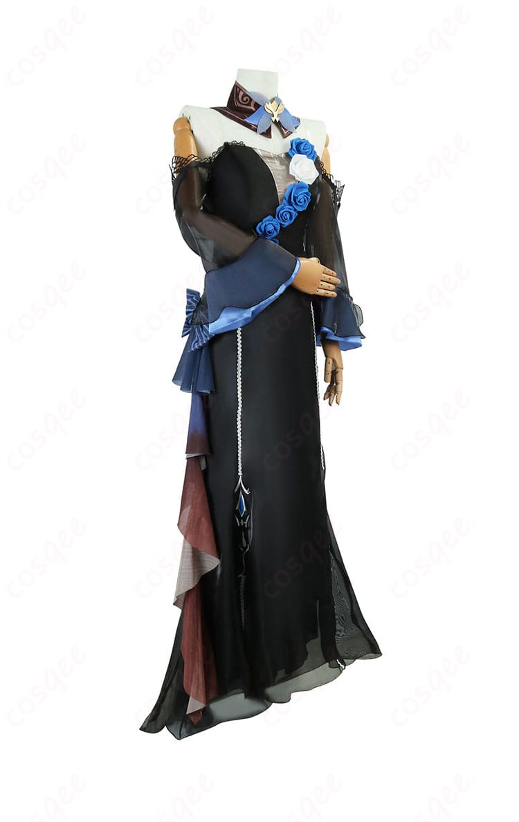 エウルア・ローレンス コスプレ衣装の側面ビュー。衣装のデザインとラインを確認できます。