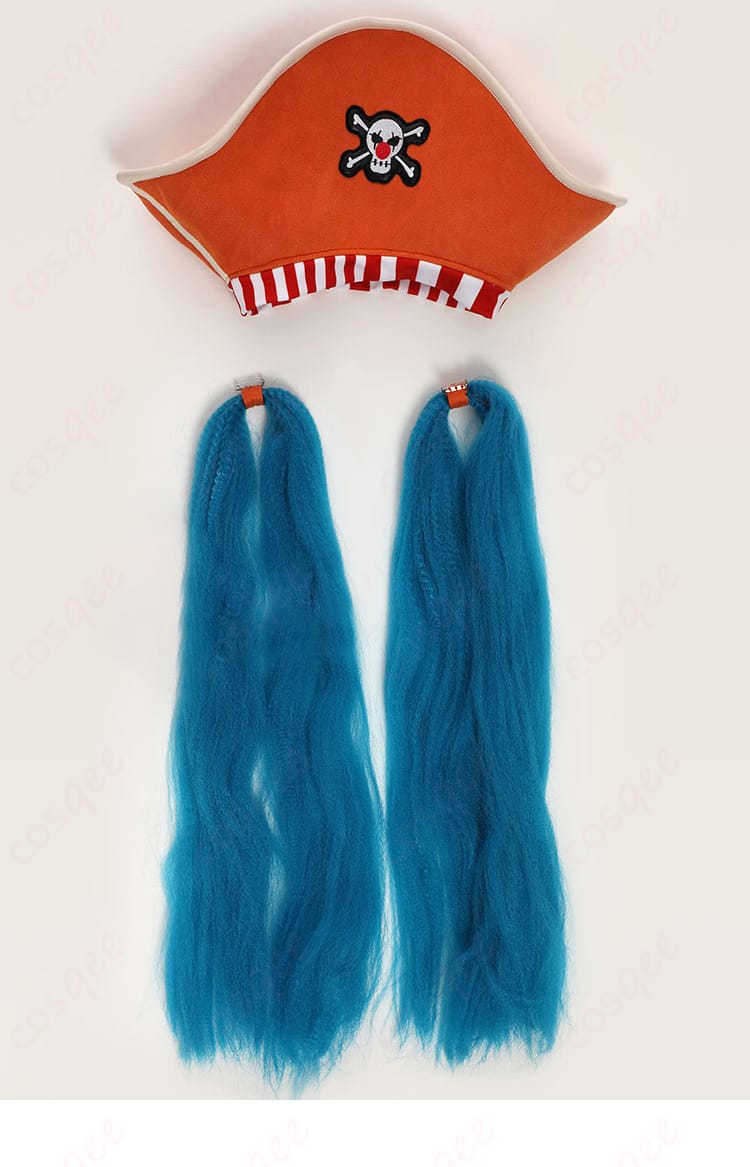 実写版バギーコスプレ衣装の帽子の詳細画像。刺繍や飾りが美しく再現されている。