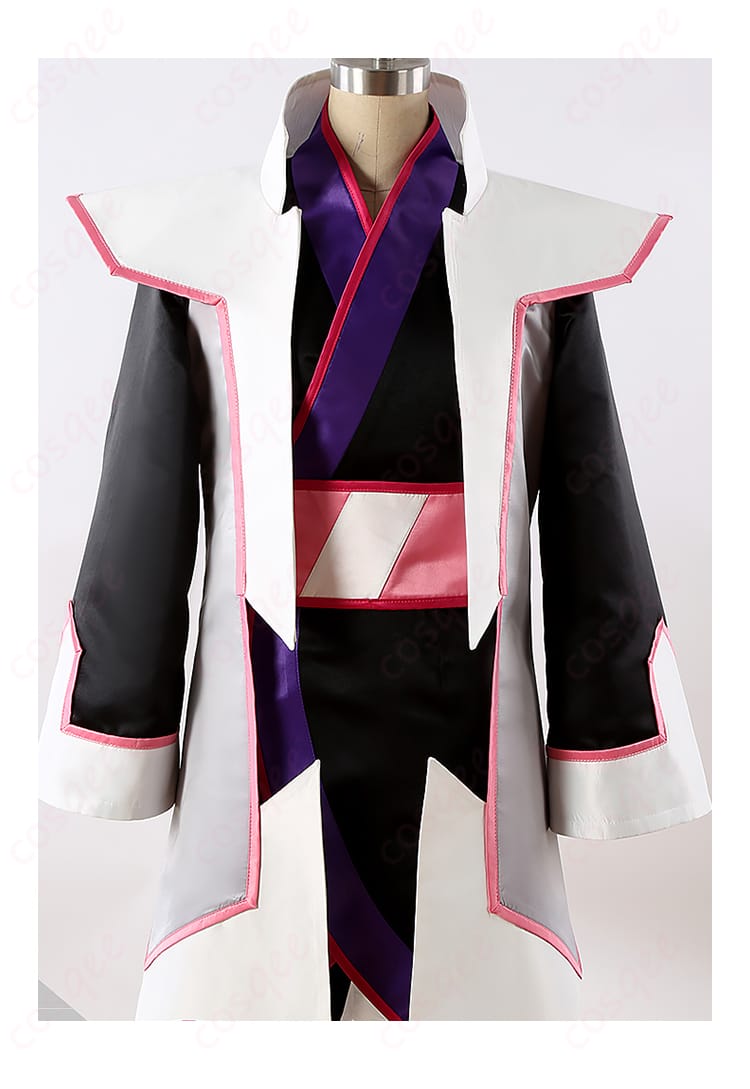 ラクス・クライン コスプレ衣装 正面装飾詳細。コルセットベルトとトップスの細部を強調。