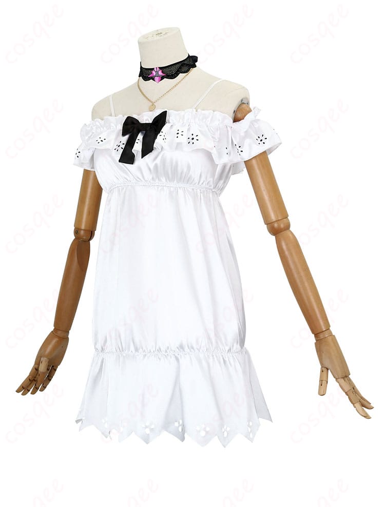 アイリス(IRyS)私服衣装の白いスカートの側面ビュー。滑らかなラインと優雅なシルエットを強調。