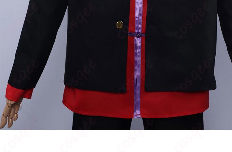 灯荒仁 コスプレ衣装 衣装の裾の詳細。細部にわたる精密な刺繍とデザイン。