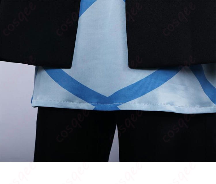 衣装の裾部分のディテール。高品質な仕上がりで、細かい部分まで丁寧に作り込まれています。