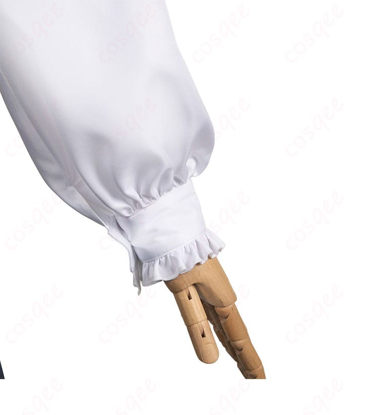 ヨル・フォージャー コスプレ衣装の衣袖のディテール。袖口のデザインが印象的。