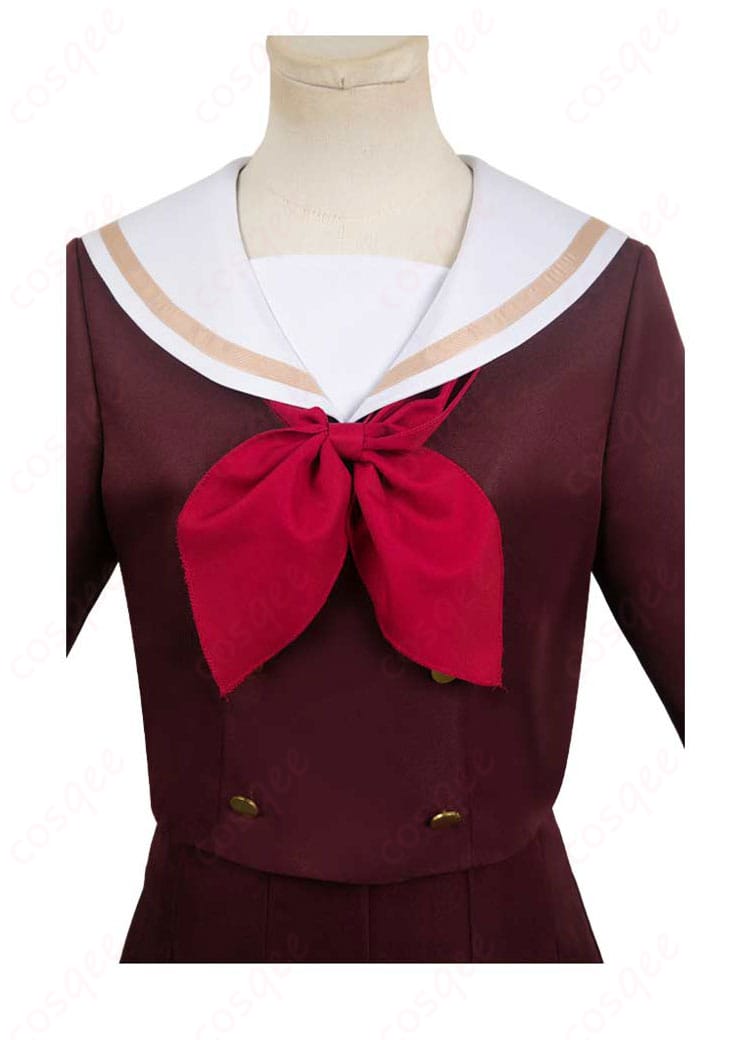 黄前久美子 コスプレ衣装 トップスの装飾部分。刺繍とラインが精緻で、キャラクターの特徴を忠実に表現。