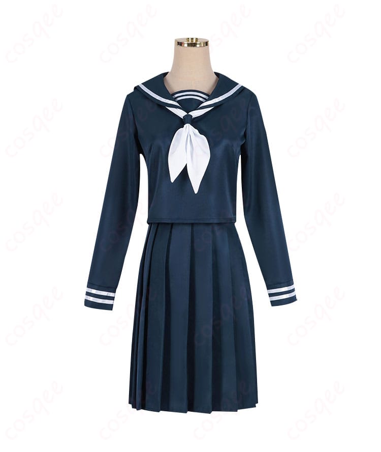 黒江真由 コスプレ衣装の正面図