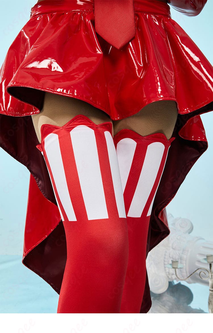 スカートとパンツの装飾。美しい仕上がりで、快適な着心地。