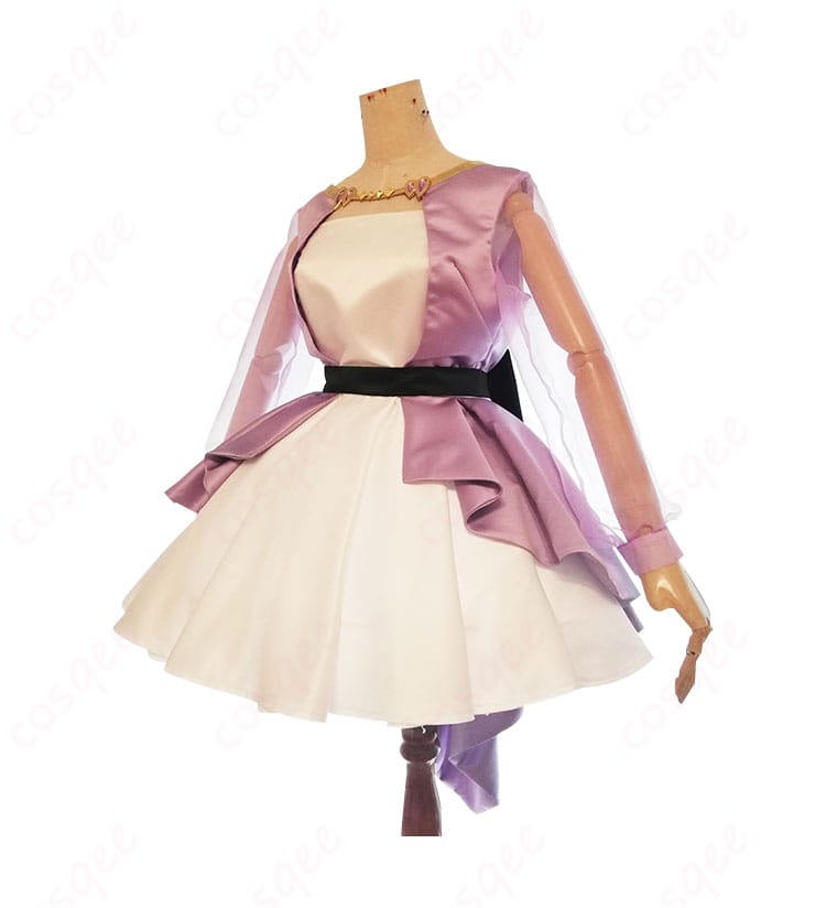 美山鈴音 コスプレ衣装 側面のデザイン。衣装のラインやシルエットがきれいに表現されています。